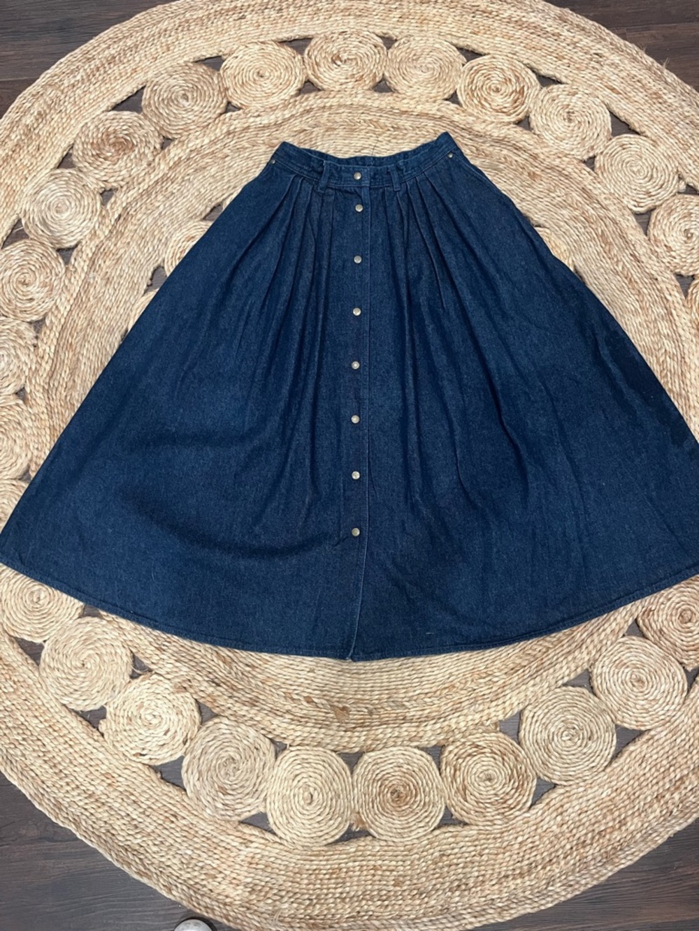 Vintage 80s Gloria Vanderbilt Dark Washed Denim Pleated Long Skirt Sz 8 Med - Picture 12 of 12